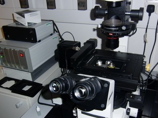 picture of TE2000 microscope